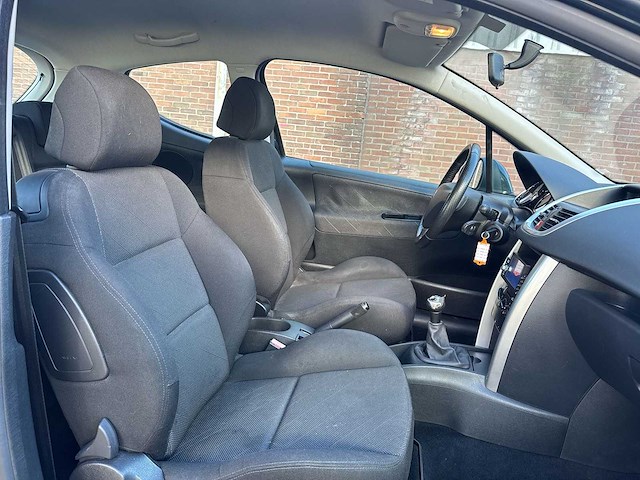 Peugeot 207 1.4 vti xs 2008 | 04-zl-tf - afbeelding 21 van  22