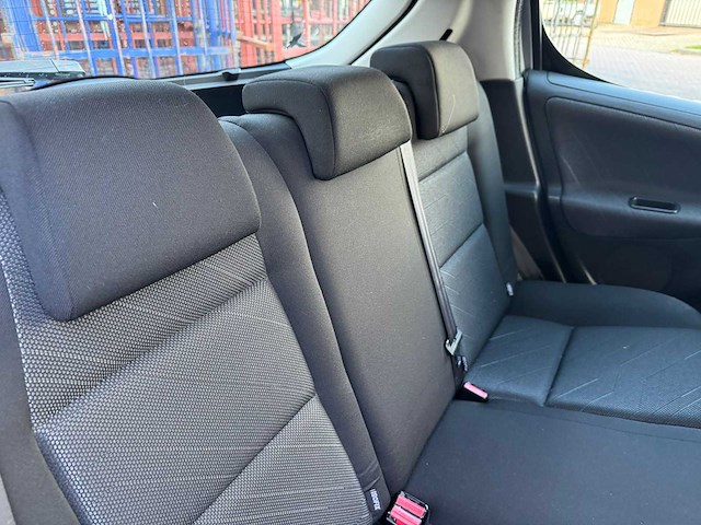 Peugeot 207 1.4 vti xs pack 95-jbl-4 - afbeelding 12 van  19