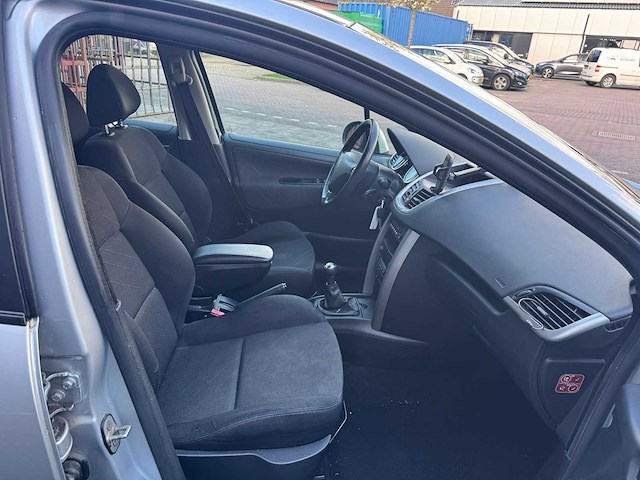 Peugeot 207 1.4 vti xs pack 95-jbl-4 - afbeelding 19 van  19