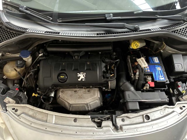 Peugeot 207 1.4 vti xs pack 95pk 2007, 43-srf-3 - afbeelding 33 van  37