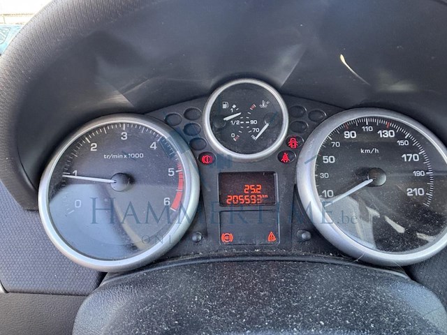 Peugeot 207 1.6 hdi x line 98g fap, 2012 - afbeelding 7 van  39