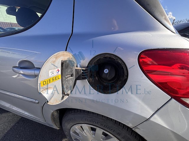 Peugeot 207 1.6 hdi x line 98g fap, 2012 - afbeelding 19 van  39