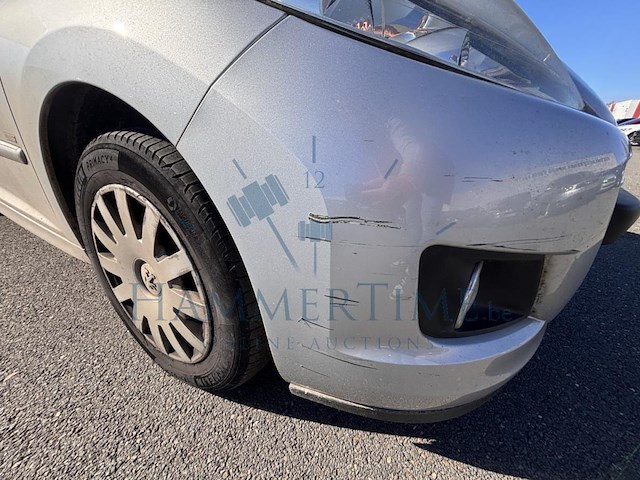 Peugeot 207 1.6 hdi x line 98g fap, 2012 - afbeelding 29 van  39