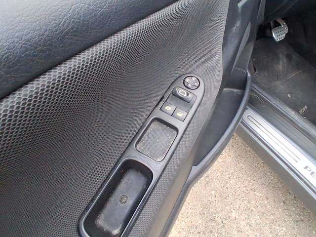 Peugeot 207 cc 1.6 vti | 32-lts-3 - afbeelding 6 van  16