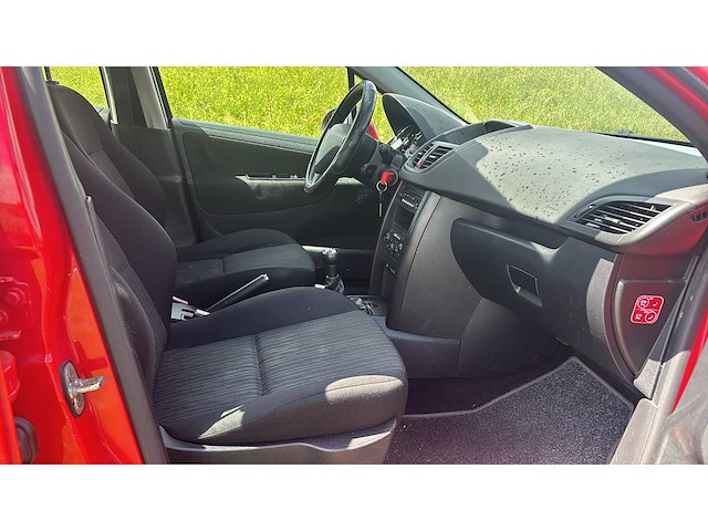 Peugeot 207 sw 1.4 xr 2010 | 22-nnt-1 i - afbeelding 13 van  13