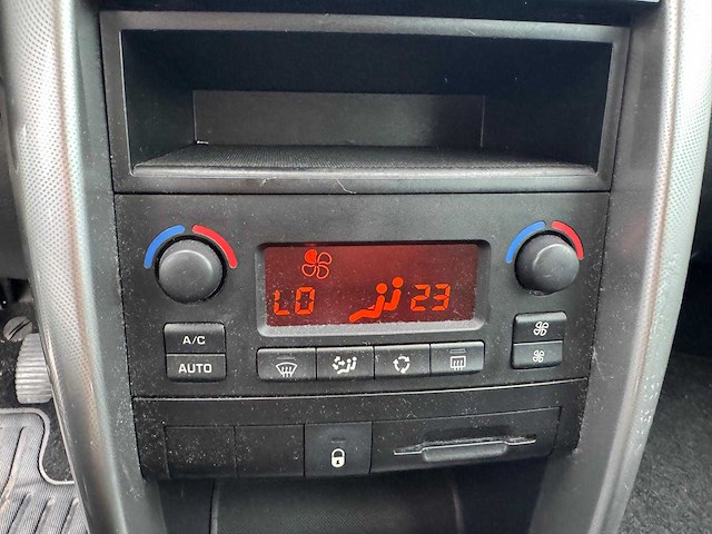 Peugeot 207 sw 1.6 vti xs clima première 05-xz-vd - afbeelding 11 van  11