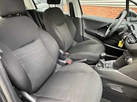 Peugeot 208 - 1.2 puretech active * g-283-ft - afbeelding 10 van  12