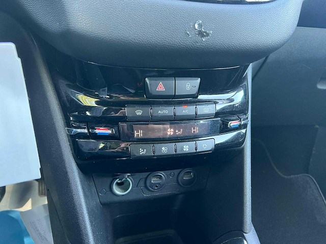 Peugeot 208 - 1.2 vti envy , 9-klr-28 - afbeelding 7 van  20