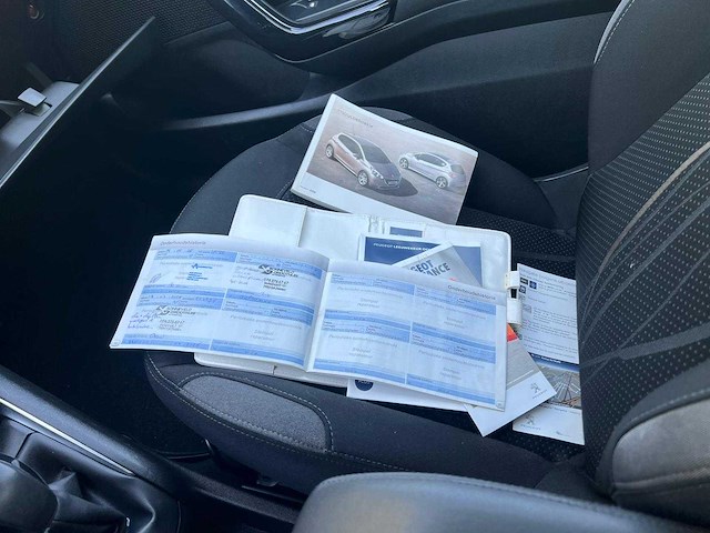 Peugeot 208 - 1.2 vti envy , 9-klr-28 - afbeelding 8 van  20