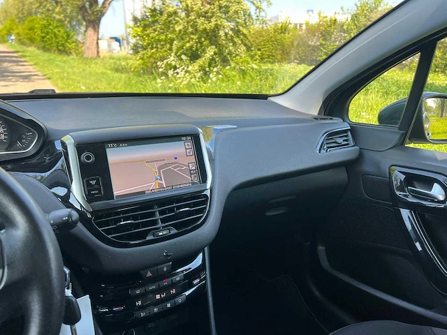 Peugeot 208 - 1.2 vti envy *, 9-klr-28 - afbeelding 5 van  20