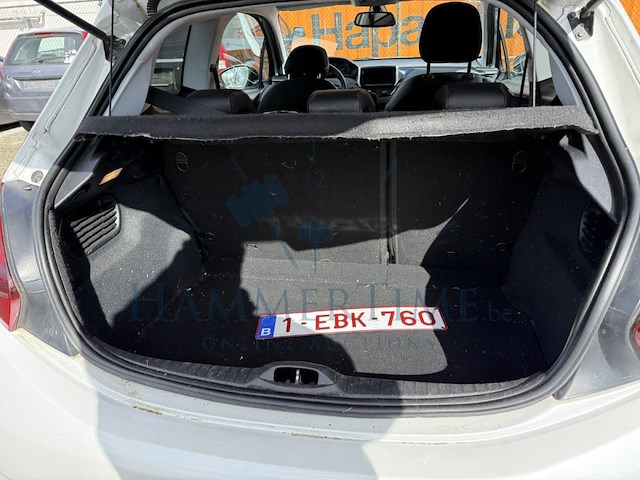 Peugeot 208 1 2 puretech gt line s&s, 2018 - afbeelding 17 van  31