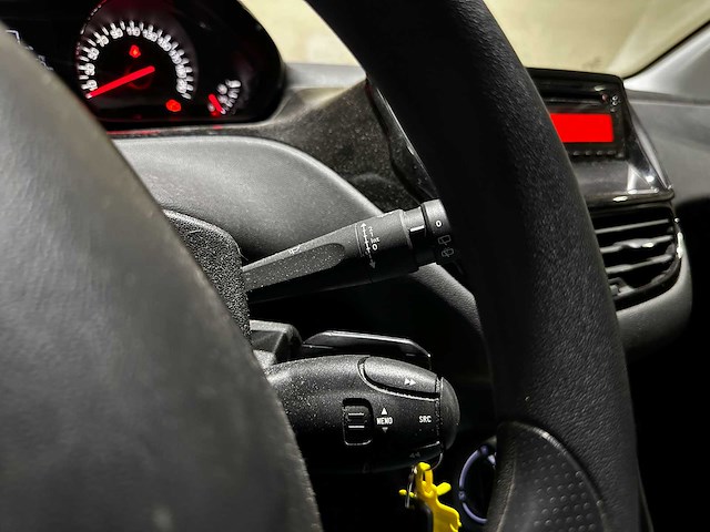 Peugeot 208 1.0 puretech access 67pk 2015 (origineel-nl), gk-426-p - afbeelding 9 van  41