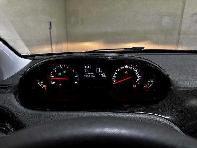 Peugeot 208 1.0 puretech access 67pk 2015 (origineel-nl), gk-426-p - afbeelding 10 van  41