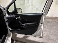 Peugeot 208 1.0 puretech access 67pk 2015 (origineel-nl), gk-426-p - afbeelding 22 van  41