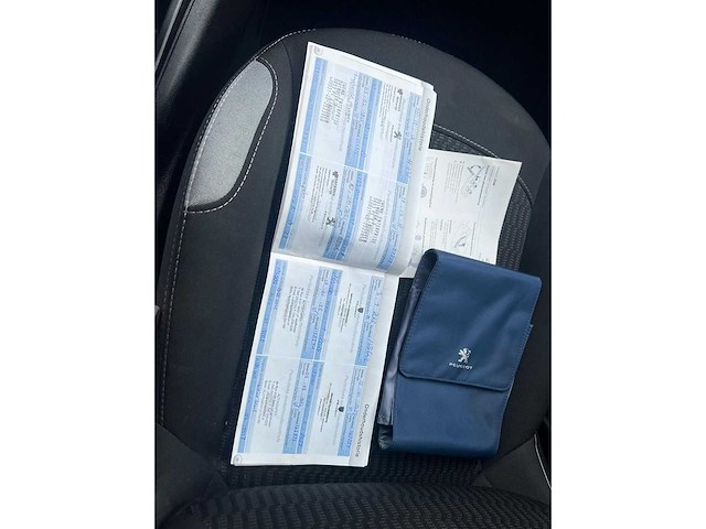 Peugeot 208 1.2 e-vti style automaat, 9-zjb-41 - afbeelding 2 van  6