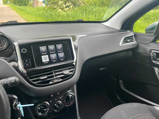 Peugeot 208 1.2 e-vti style automaat, 9-zjb-41 - afbeelding 3 van  6
