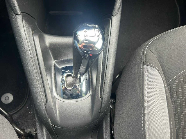 Peugeot 208 1.2 e-vti style automaat, 9-zjb-41 - afbeelding 9 van  25