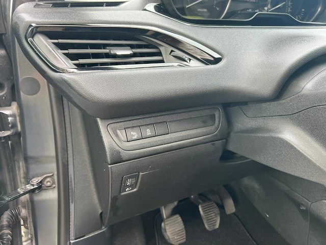Peugeot 208 1.2 puret. blue lion; nk-615-h - afbeelding 10 van  23