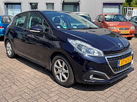 Peugeot 208 1.2 puret. signature * xt-615-z - afbeelding 9 van  16