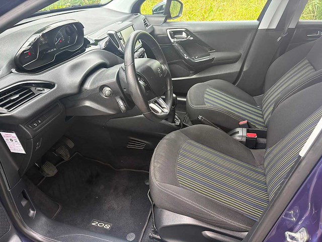 Peugeot 208 1.2 puret urban soul * hs-163-h - afbeelding 11 van  23