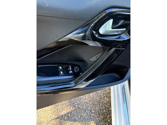 Peugeot 208 1.2 puret urban soul , hv-908-f - afbeelding 14 van  26