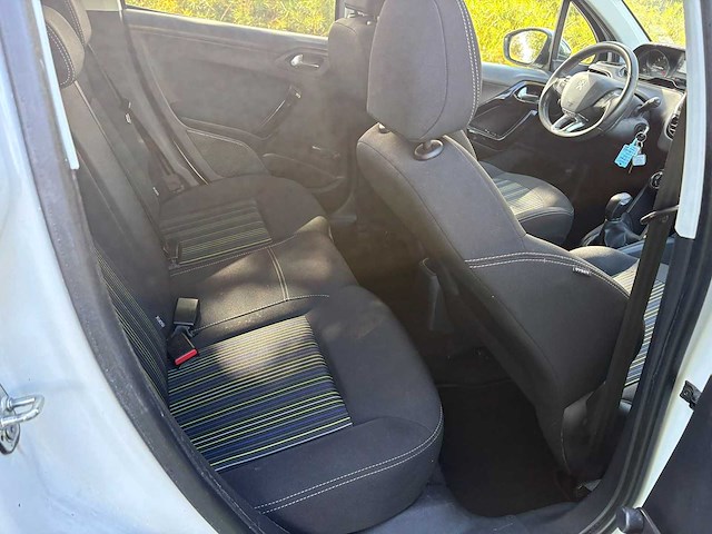 Peugeot 208 1.2 puret urban soul , hv-908-f - afbeelding 17 van  26