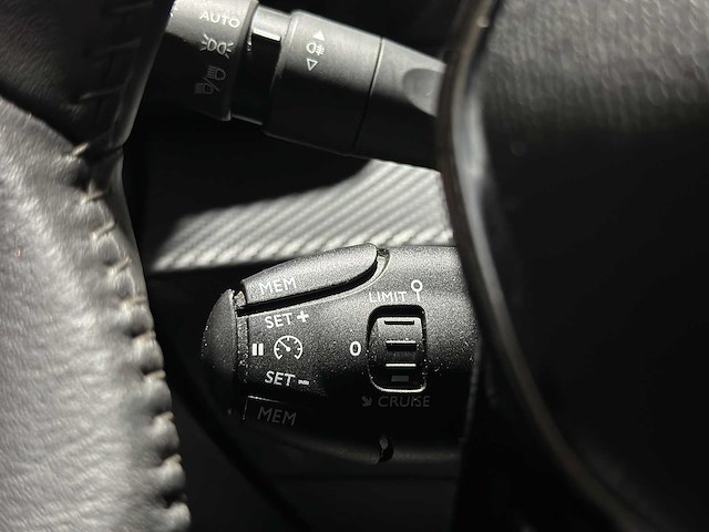 Peugeot 208 1.2 puretech active 74pk 2023 (origineel-nl+1e eigenaar), r-957-zg - afbeelding 11 van  45