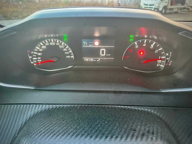 Peugeot 208 1.2 puretech active; k-746-nd - afbeelding 8 van  16