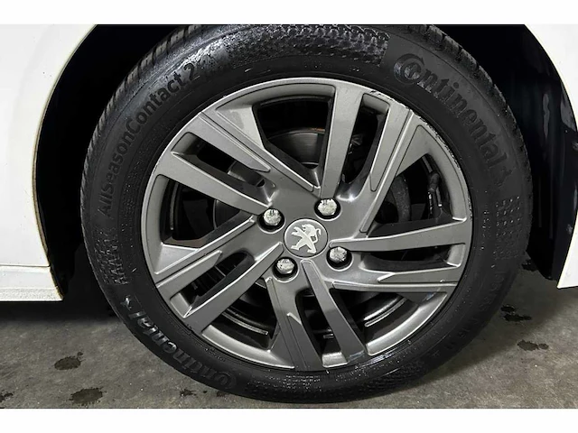 Peugeot 208 1.2 puretech active pack 75pk 2021 (origineel-nl), l-986-fn - afbeelding 39 van  49