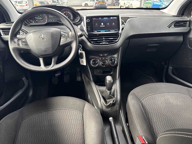Peugeot 208 1.2 puretech active; pj-747-x - afbeelding 4 van  4