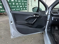 Peugeot 208 1.2 puretech allure 82pk 2017, rl-064-l - afbeelding 24 van  41