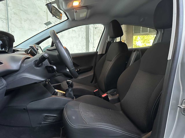 Peugeot 208 1.2 puretech allure 82pk 2017, rl-064-l - afbeelding 25 van  41