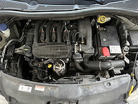 Peugeot 208 1.2 puretech allure 82pk 2017, rl-064-l - afbeelding 35 van  41
