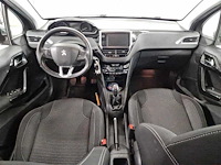 Peugeot 208 1.2 puretech allure; hf-192-l - afbeelding 2 van  17