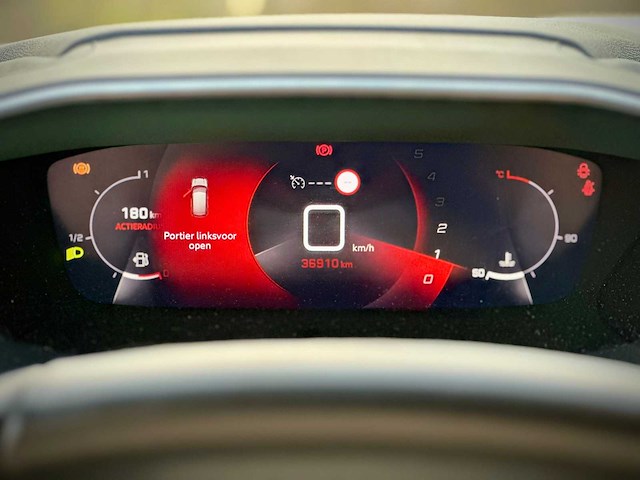 Peugeot 208 1.2 puretech allure, j-968-th - afbeelding 9 van  17