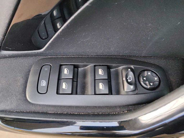 Peugeot 208 1.2 puretech allure; rb-664-f - afbeelding 2 van  6