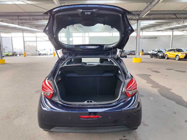 Peugeot 208 1.2 puretech allure; rb-664-f - afbeelding 5 van  6