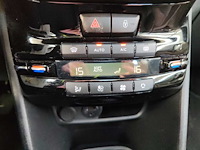Peugeot 208 1.2 puretech allure; rb-664-f - afbeelding 8 van  17