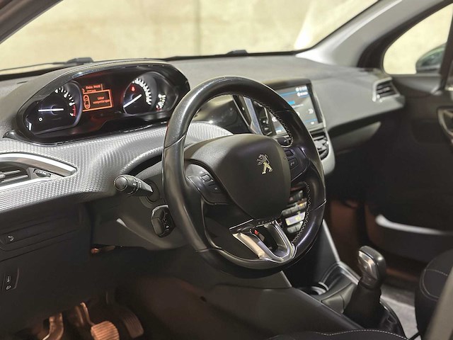 Peugeot 208 1.2 puretech blue lease executive 82pk 2018, tb-383-s - afbeelding 10 van  42