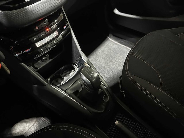 Peugeot 208 1.2 puretech blue lease executive 82pk 2018, tb-383-s - afbeelding 34 van  42