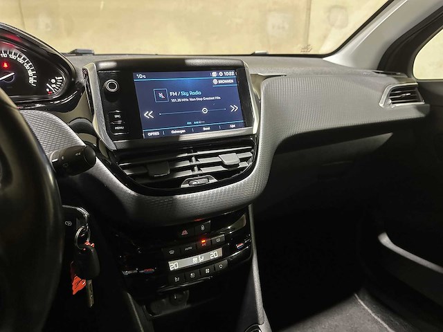 Peugeot 208 1.2 puretech blue lease executive 82pk 2018, tb-383-s - afbeelding 15 van  42