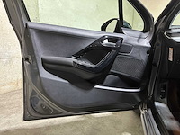 Peugeot 208 1.2 puretech blue lease executive 82pk 2018, tb-383-s - afbeelding 36 van  42