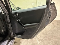 Peugeot 208 1.2 puretech blue lease executive 82pk 2018, tb-383-s - afbeelding 20 van  42