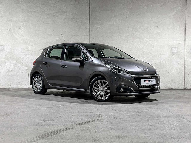 Peugeot 208 1.2 puretech blue lease executive 82pk 2018, tb-383-s - afbeelding 29 van  42