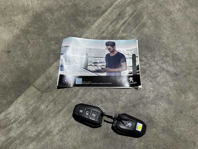 Peugeot 208 1.2 puretech gt 101pk 2021 (origineel-nl), k-271-nn - afbeelding 36 van  40