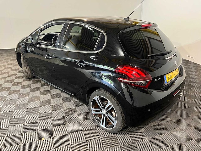 Peugeot 208 1.2 puretech gt-line, rh-701-x - afbeelding 12 van  23