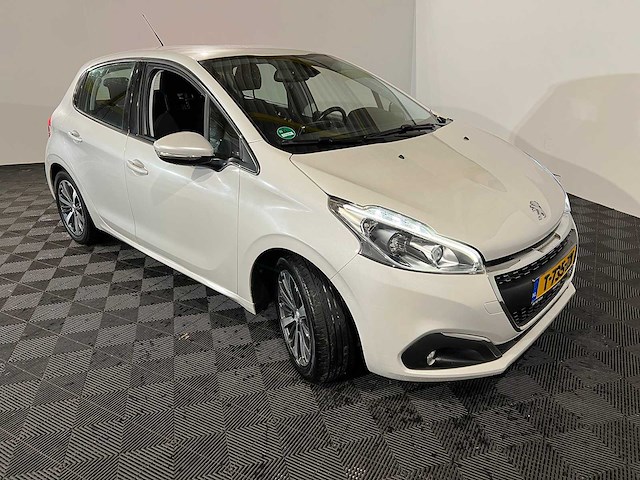 Peugeot 208 1.2 puretech gt-line, t-735-zx - afbeelding 10 van  13