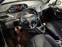 Peugeot 208 1.2 puretech gt-line, t-735-zx - afbeelding 12 van  13