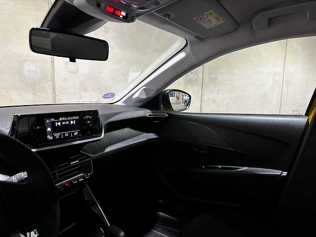 Peugeot 208 1.2 puretech like 75pk 2013, r-956-zl - afbeelding 14 van  38
