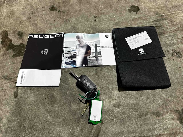 Peugeot 208 1.2 puretech like 75pk 2023, r-956-zl - afbeelding 29 van  35